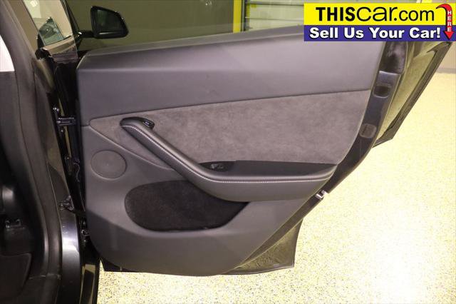Used 2024 Tesla Model Y Long Range AWD/4WD image 33