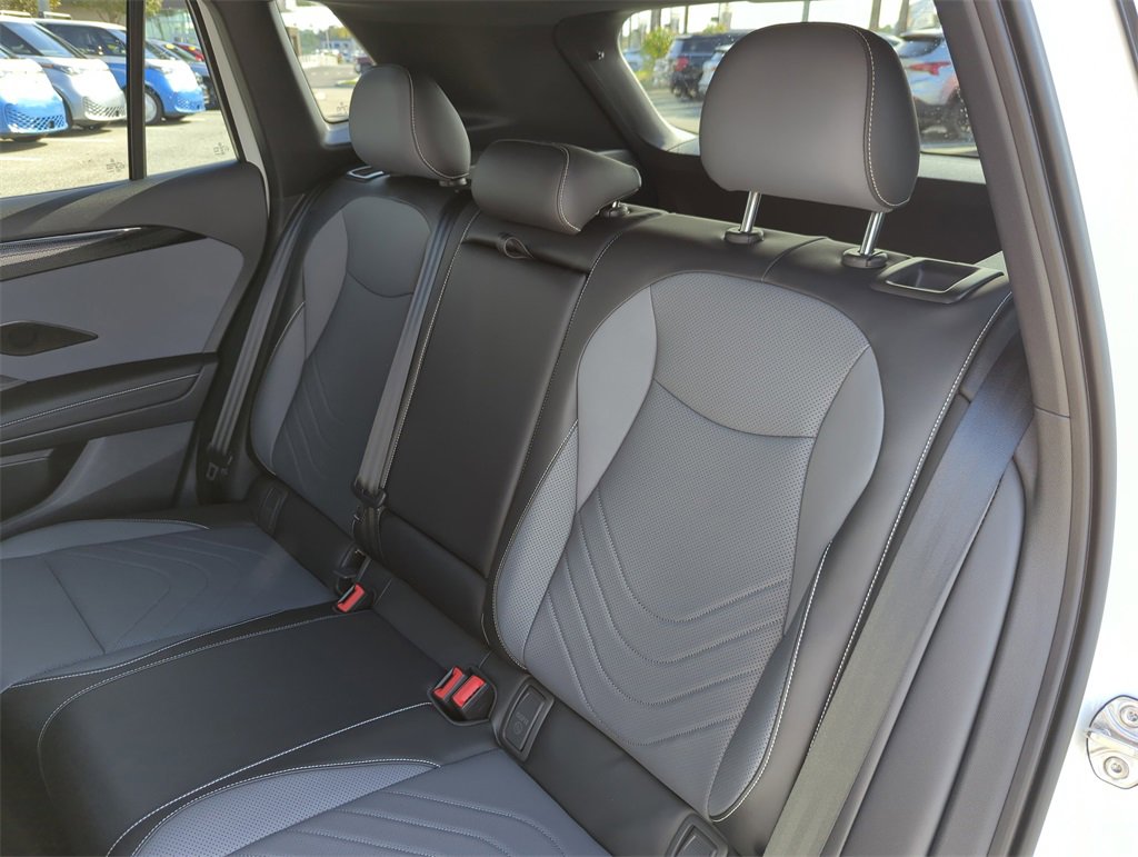 New 2026 Volkswagen Tiguan SE R-Line image 30