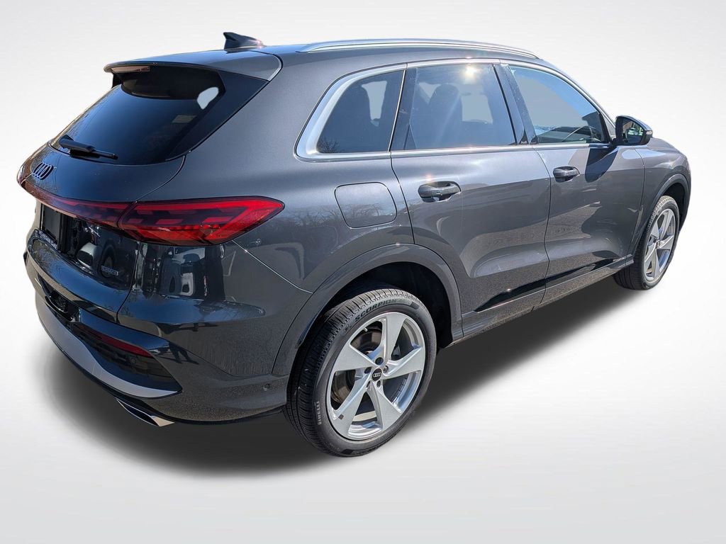 Used 2025 Audi Q5 Premium Plus w/ Premium Plus image 6