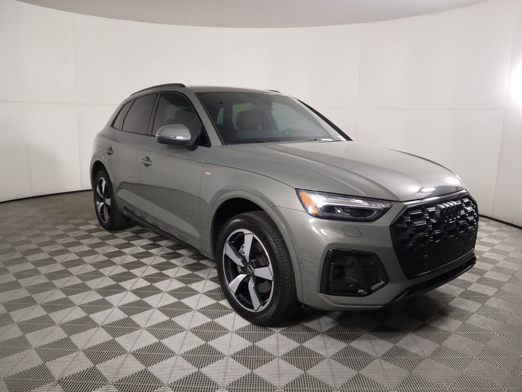 Used 2023 Audi Q5 2.0T Prestige image 3