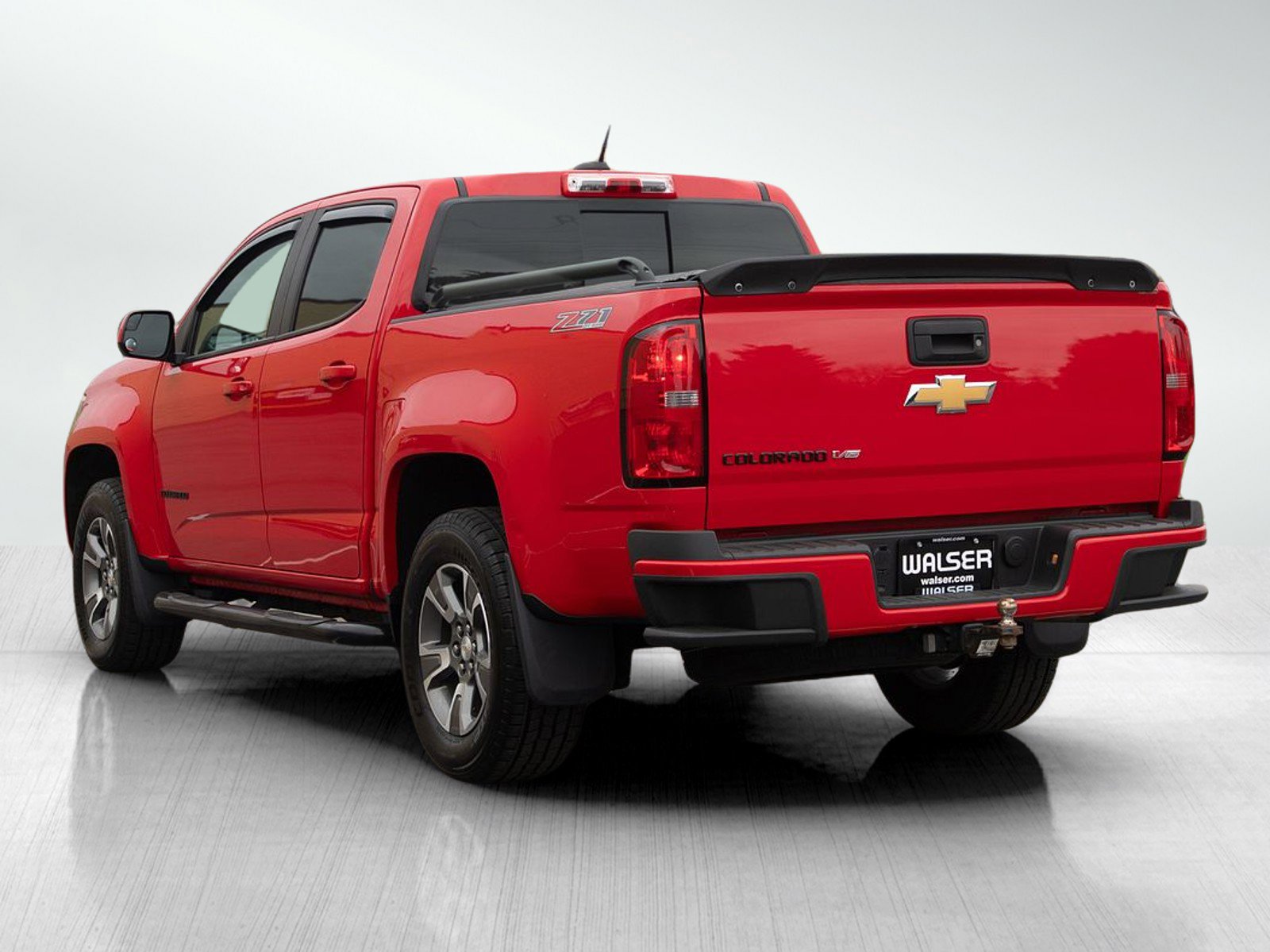 Used 2017 Chevrolet Colorado Z71 AWD/4WD image 3