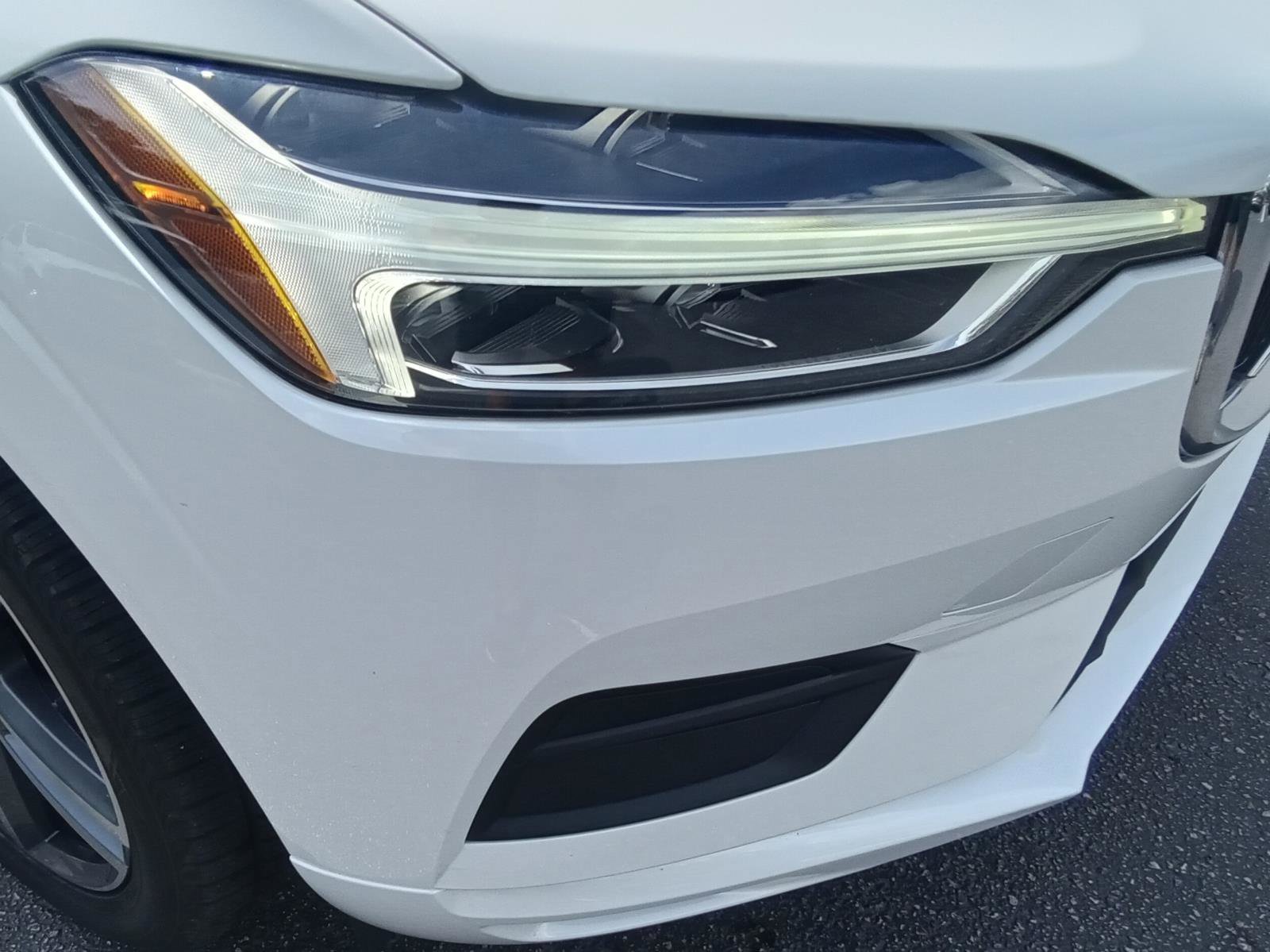 Used 2021 Volvo XC60 T5 Momentum w/ Protection Package Premier image 7