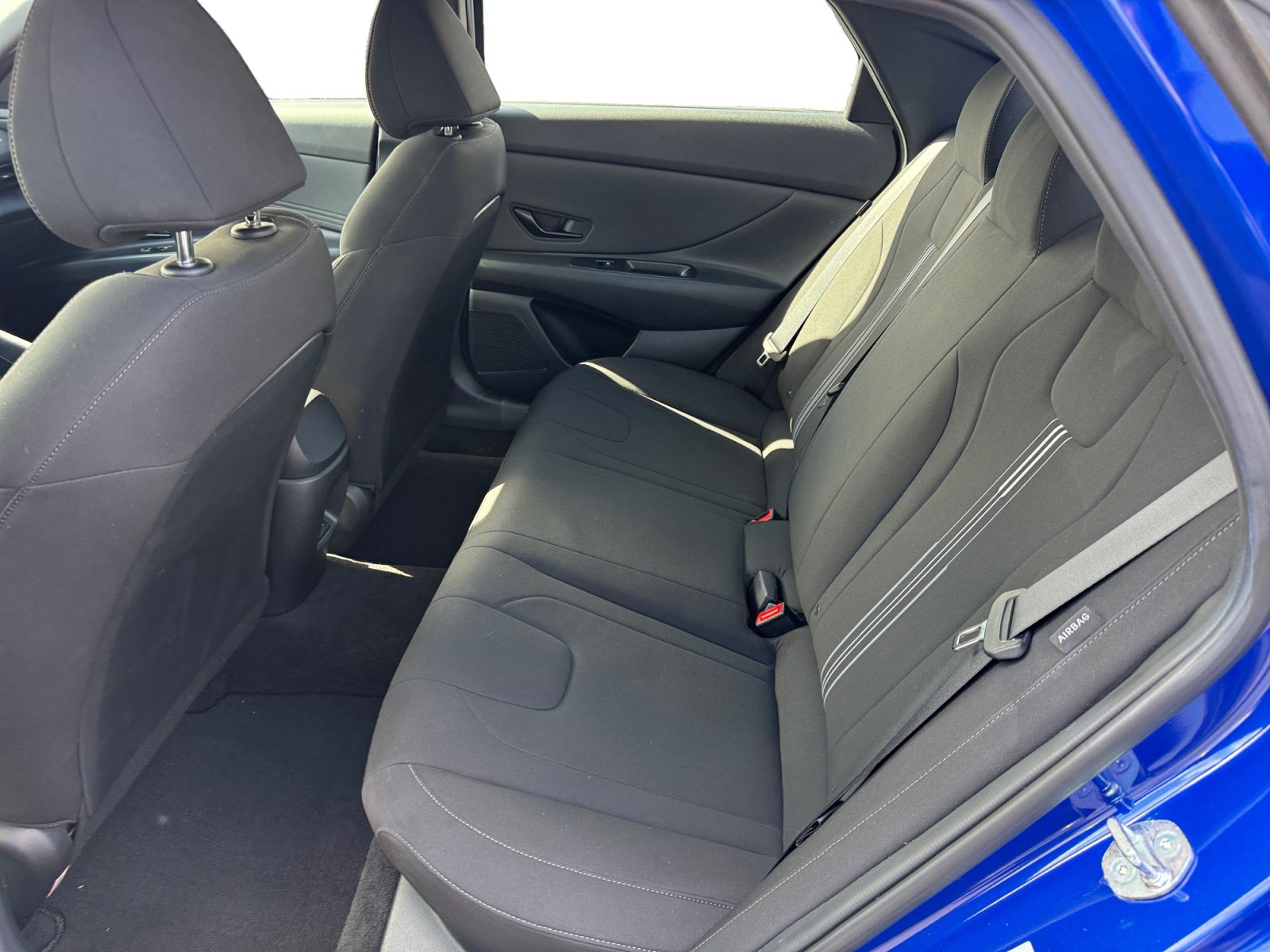 Used 2025 Hyundai Elantra Sport FWD image 16