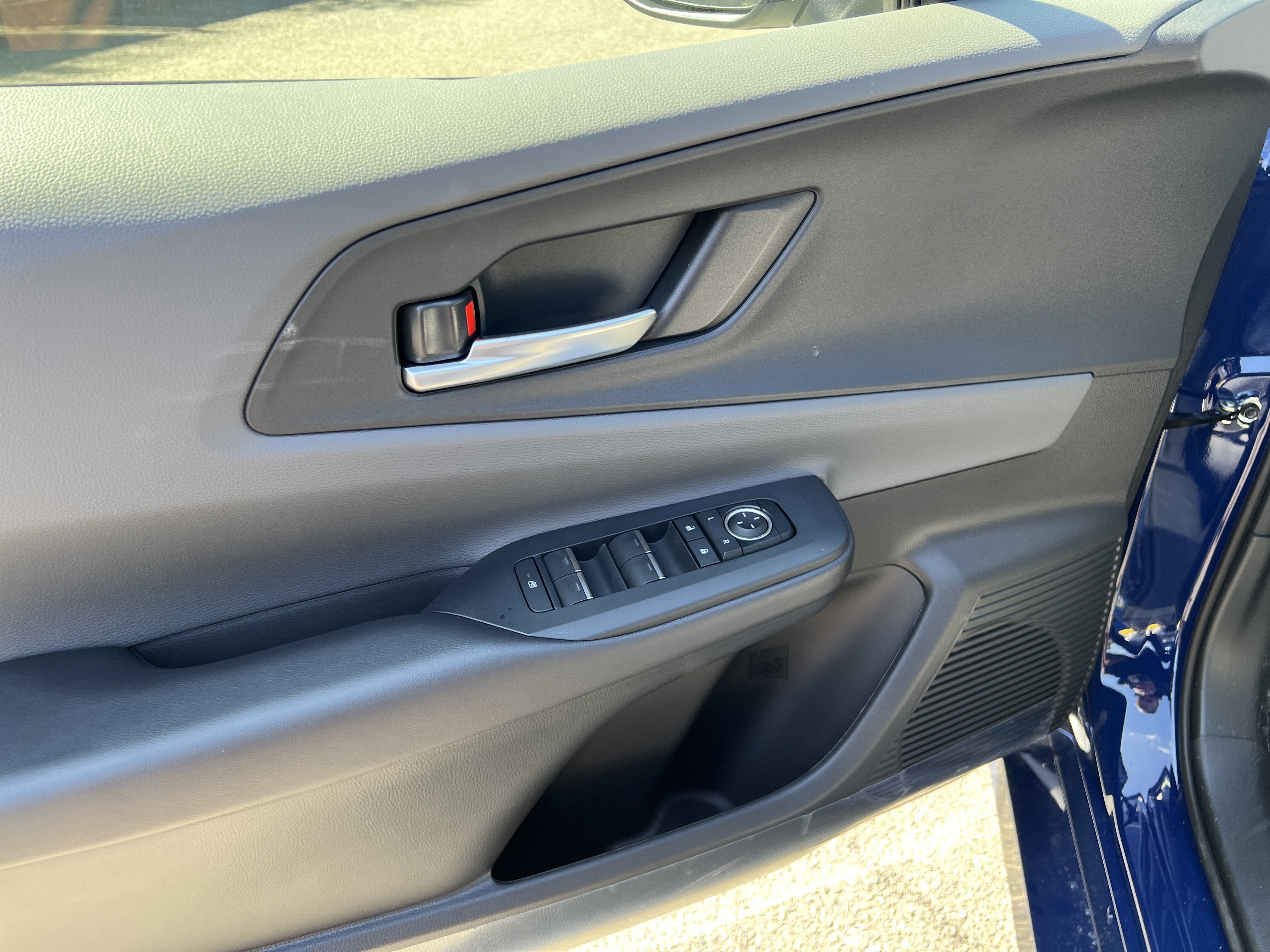 New 2026 Toyota Prius XLE image 8