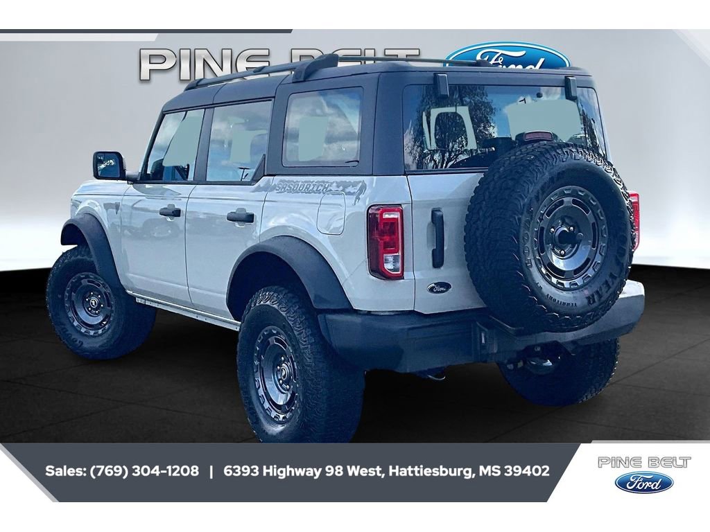New 2025 Ford Bronco 4-Door w/ Sasquatch Package AWD/4WD image 2