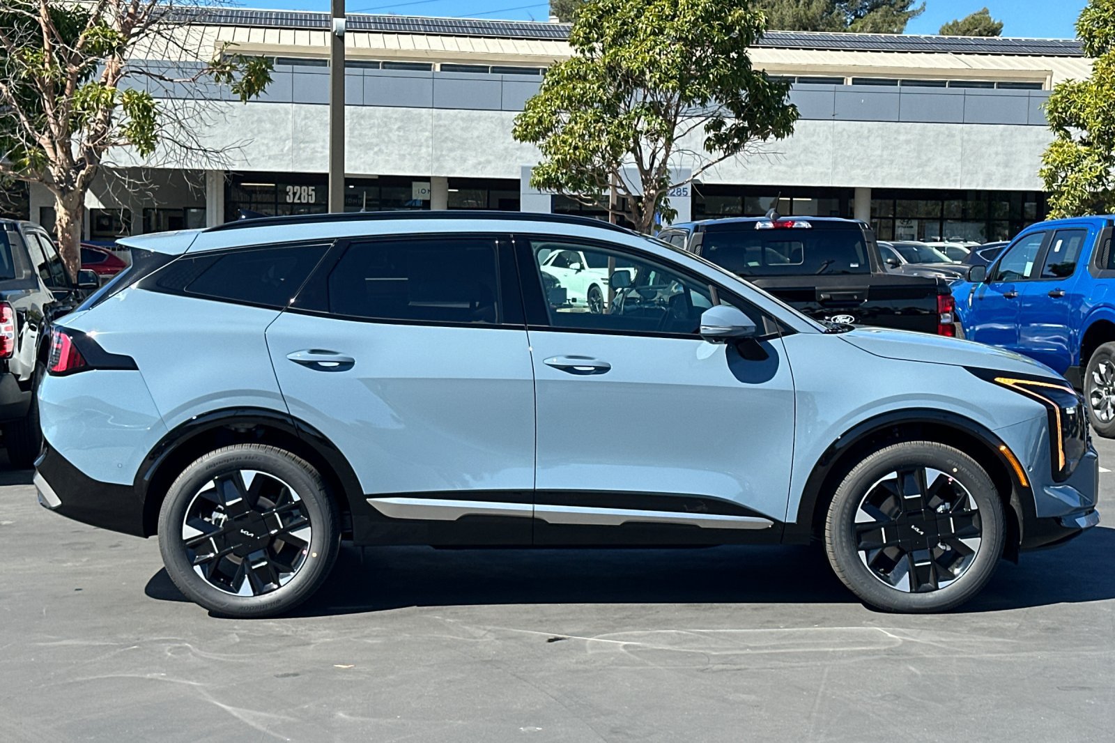 New 2027 Kia Sportage SX Prestige AWD/4WD image 3