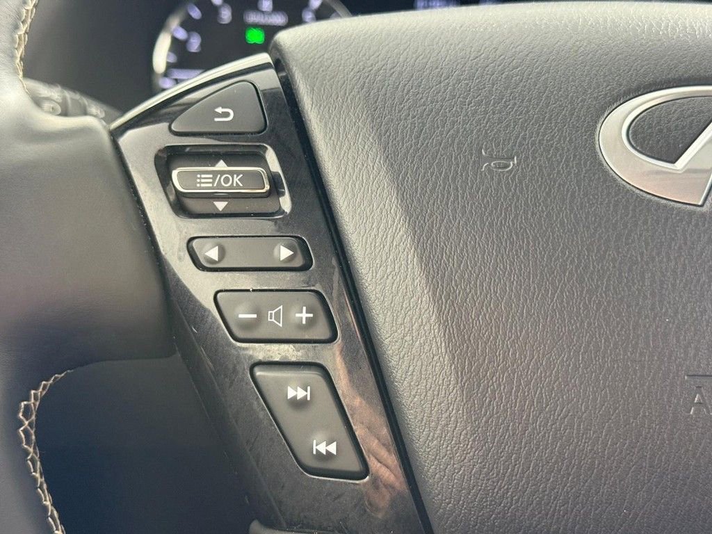 Used 2023 INFINITI QX80 Premium Select w/ Cargo Package image 17