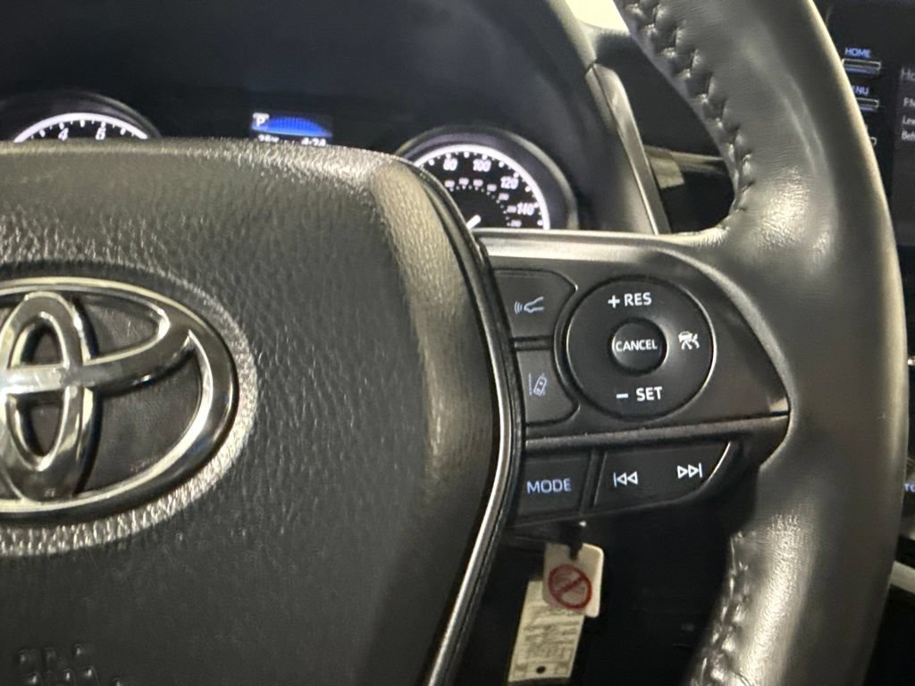 Used 2024 Toyota Camry SE FWD image 22