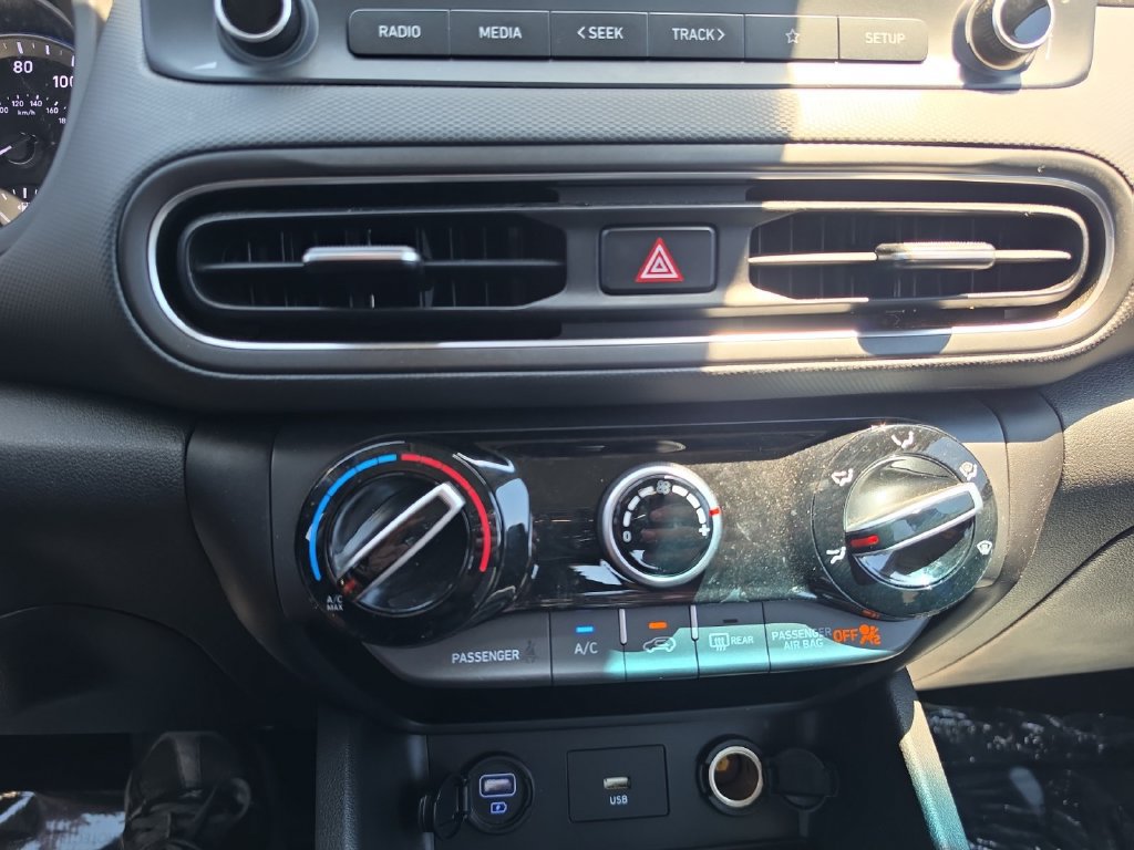 Certified 2023 Hyundai Kona SE FWD image 20