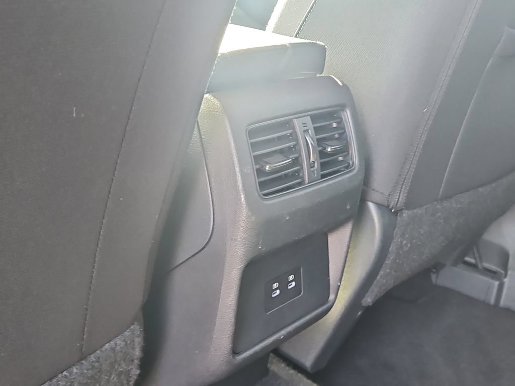 Used 2025 Nissan Rogue SV AWD/4WD image 14