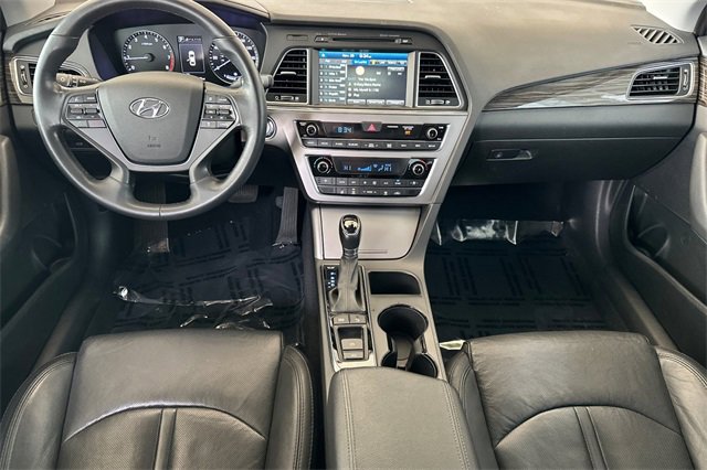 Used 2015 Hyundai Sonata Limited w/ Option Group 06 image 16
