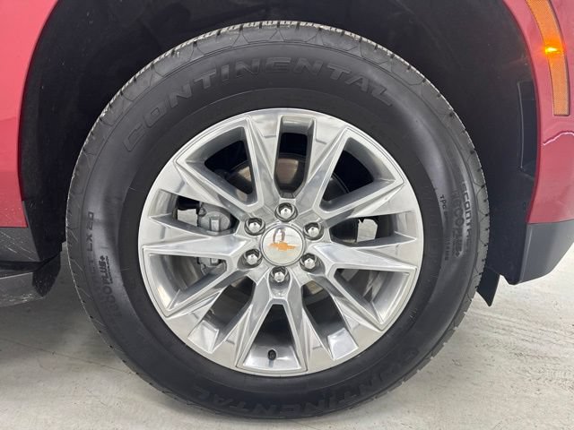 New 2026 Chevrolet Suburban Premier w/ Sun And Tow Package AWD/4WD image 37