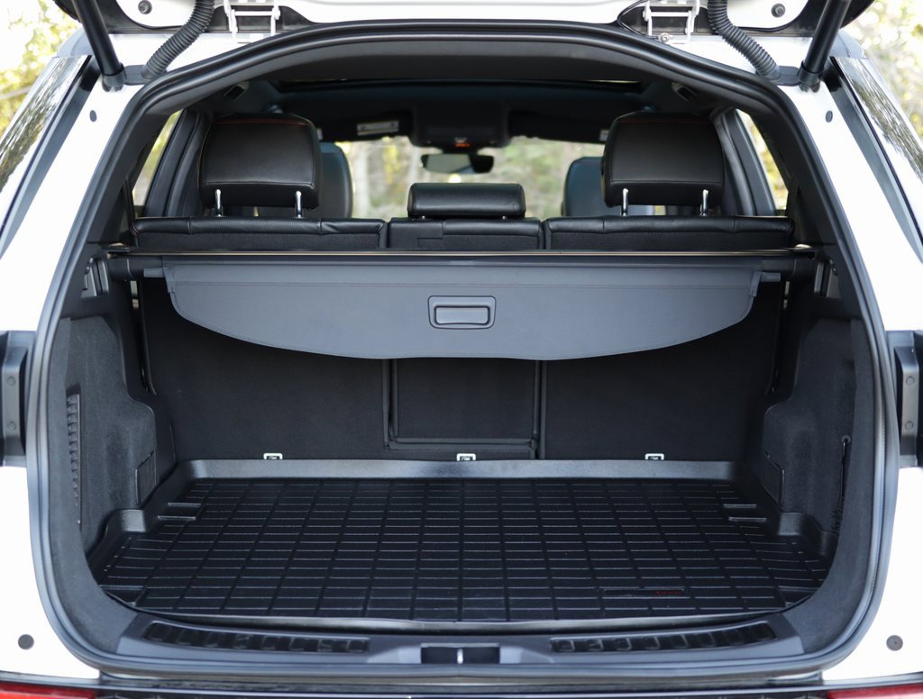 Used 2021 Land Rover Discovery Sport S R-Dynamic image 31