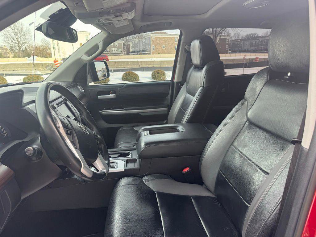 Used 2019 Toyota Tundra Limited w/ Limited Premium Package image 35