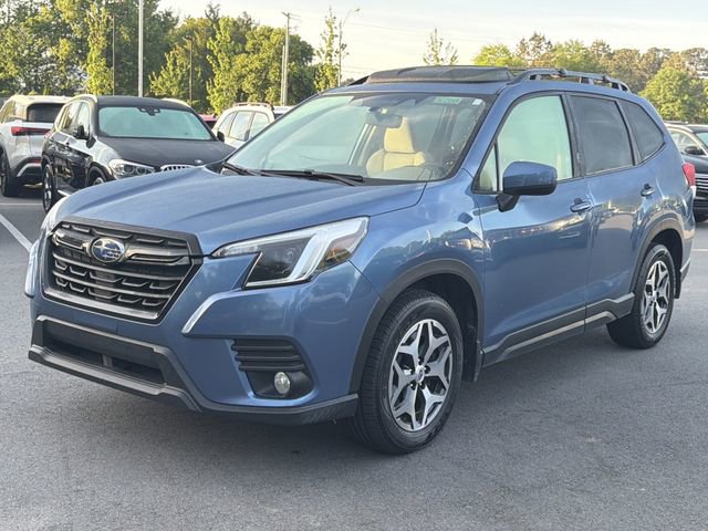 Used 2022 Subaru Forester Premium AWD/4WD image 6