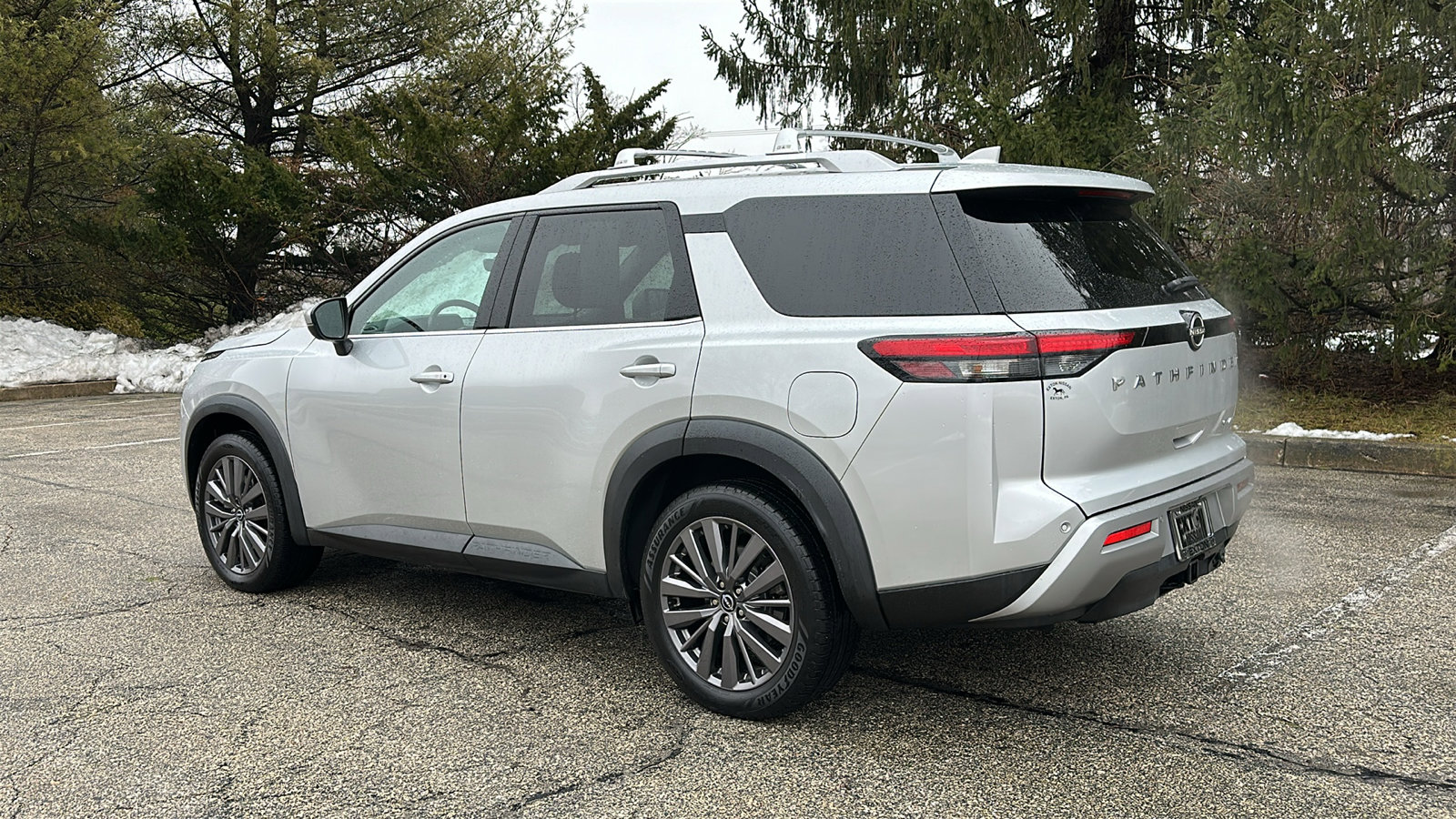 Certified 2023 Nissan Pathfinder SL w/ SL Premium Package image 7