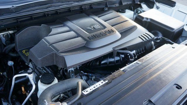 Used 2024 Nissan Titan SV w/ SV Convenience Package image 60