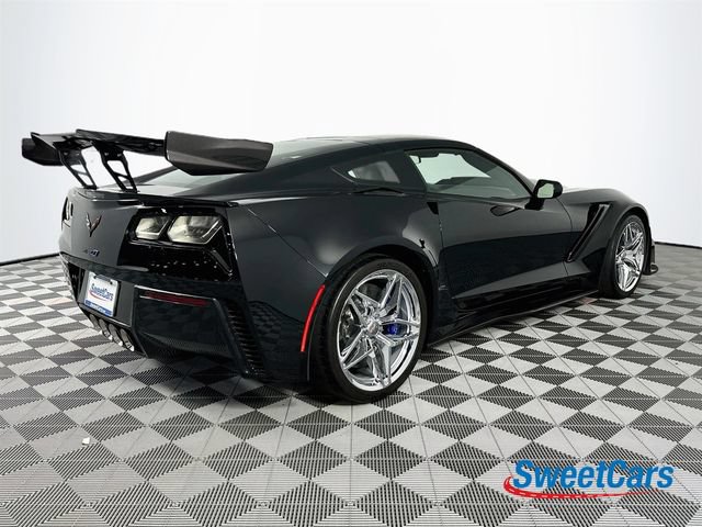 Used 2019 Chevrolet Corvette ZR1 RWD image 7