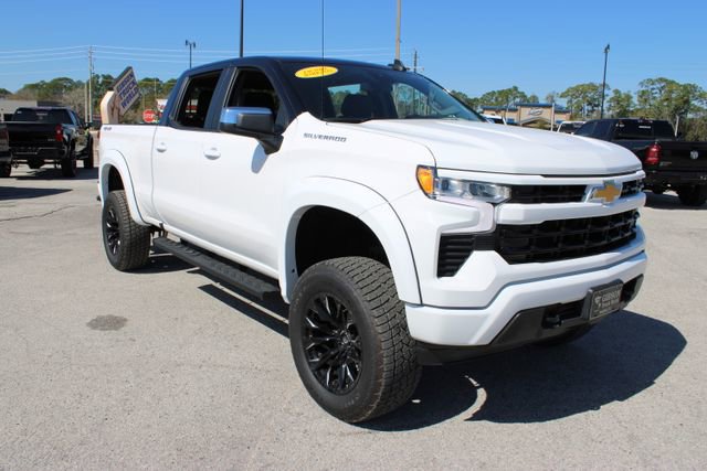 Used 2025 Chevrolet Silverado 1500 LT w/ Work Truck Package image 15