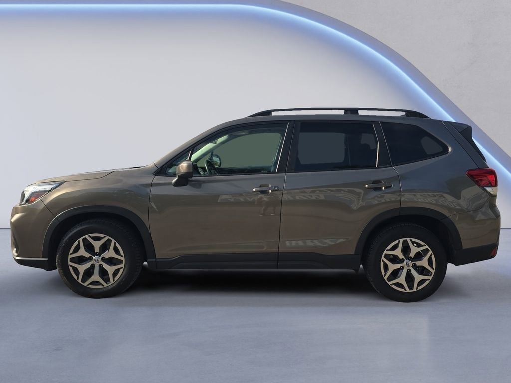 Used 2021 Subaru Forester Premium AWD/4WD image 3