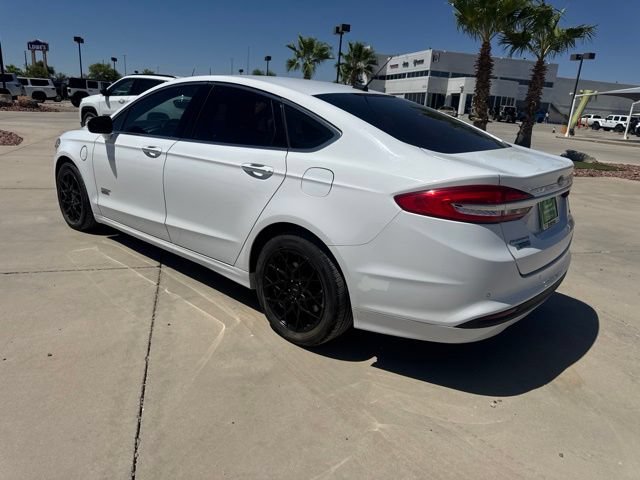 Used 2017 Ford Fusion Energi SE FWD image 3