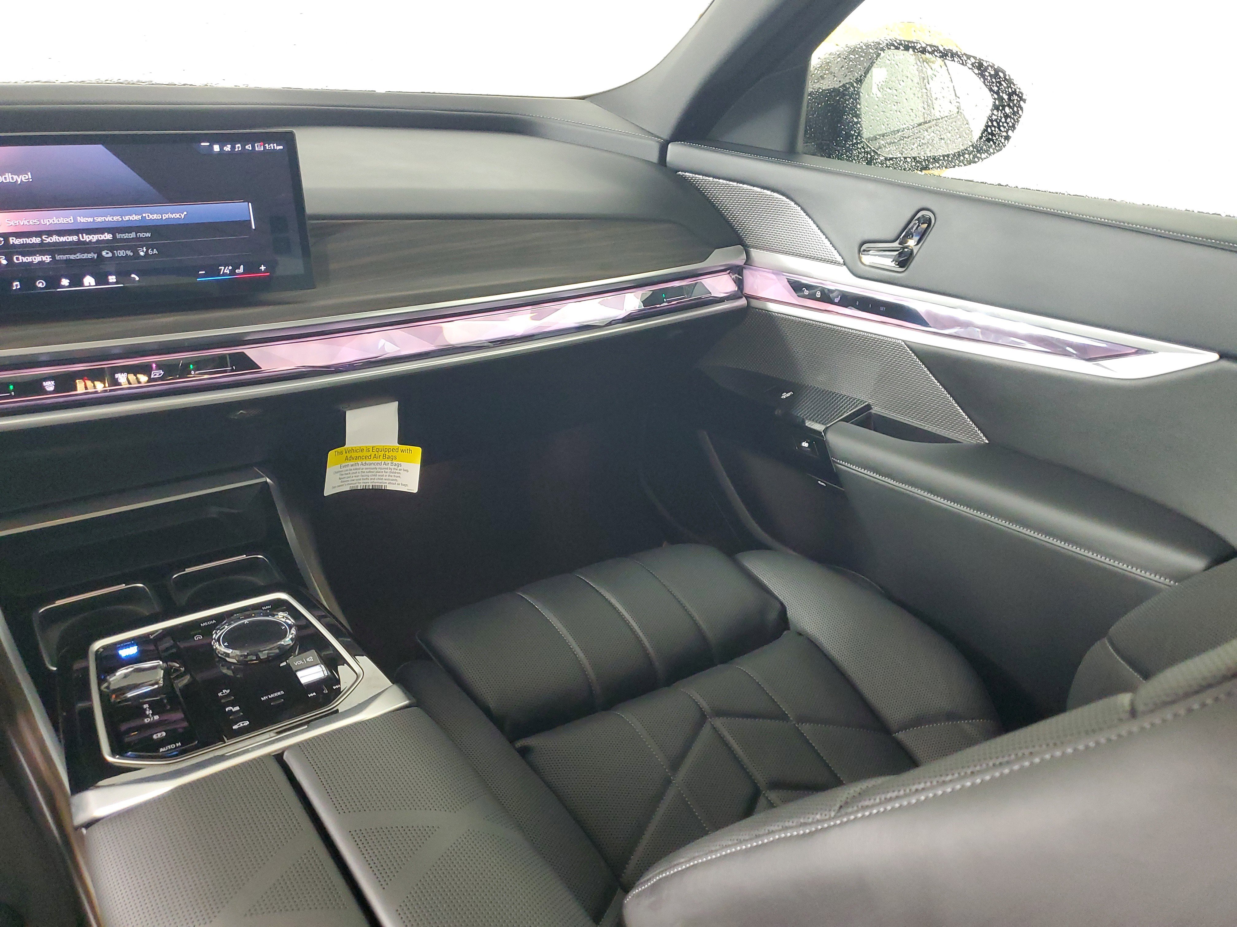 New 2025 BMW i7 xDrive60 image 23