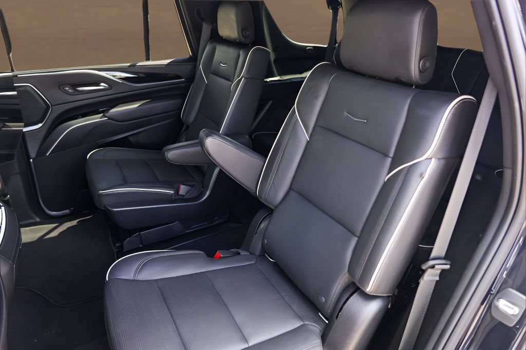 Used 2021 Cadillac Escalade Sport w/ Driver Assist Tech Package AWD/4WD image 25