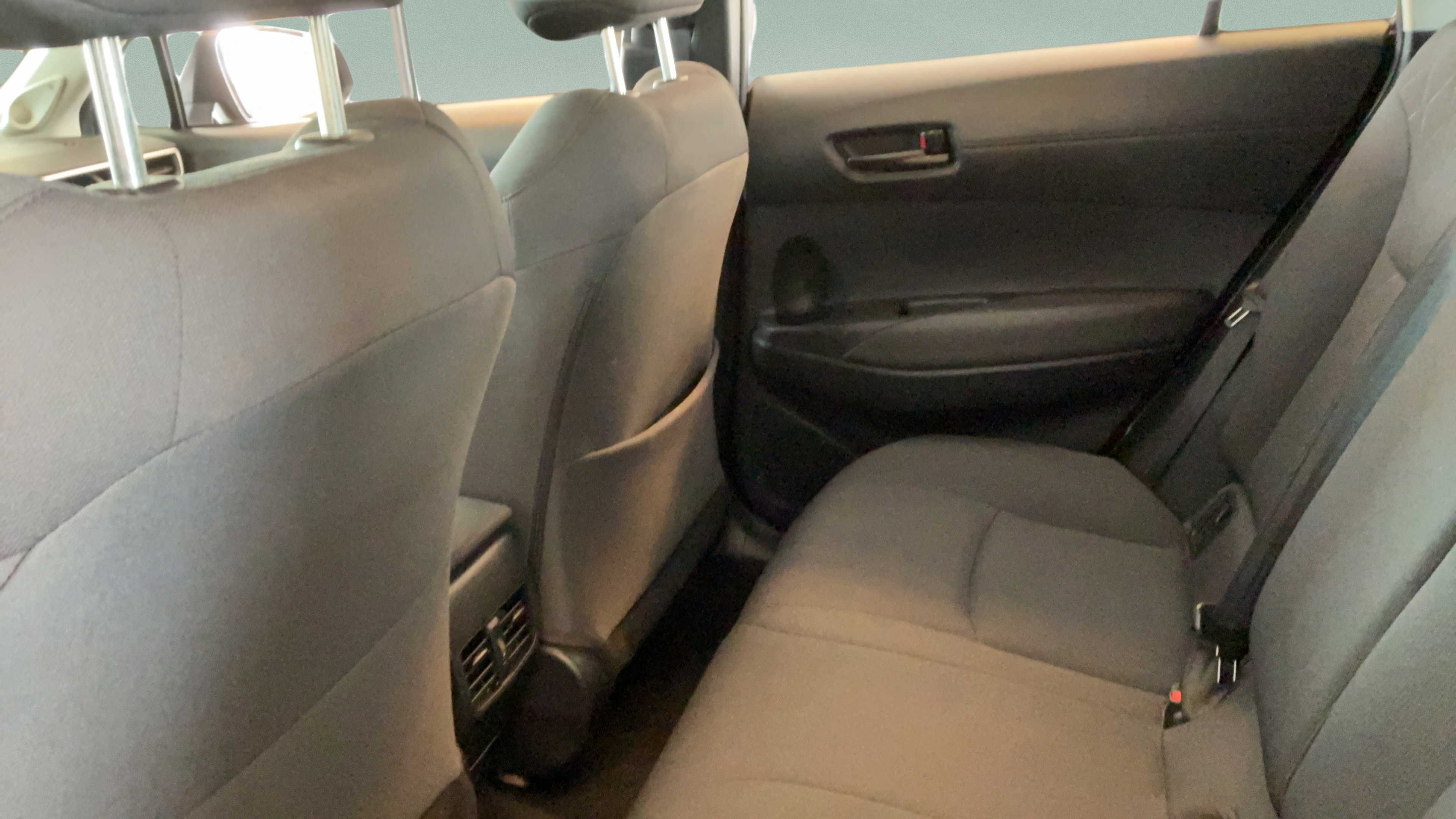 Certified 2024 Toyota Corolla Cross LE w/ Moonroof Package FWD image 24