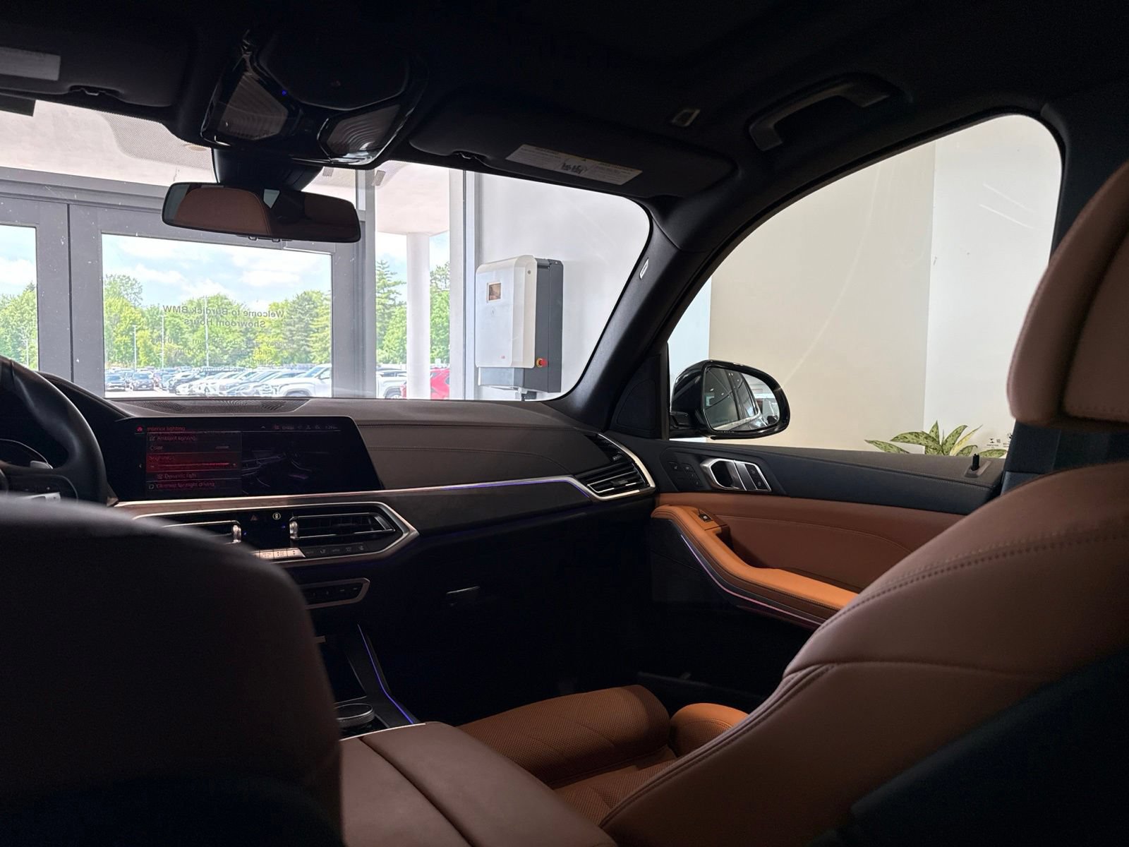 Used 2023 BMW X5 xDrive40i w/ Luxury Seating Package AWD/4WD image 30
