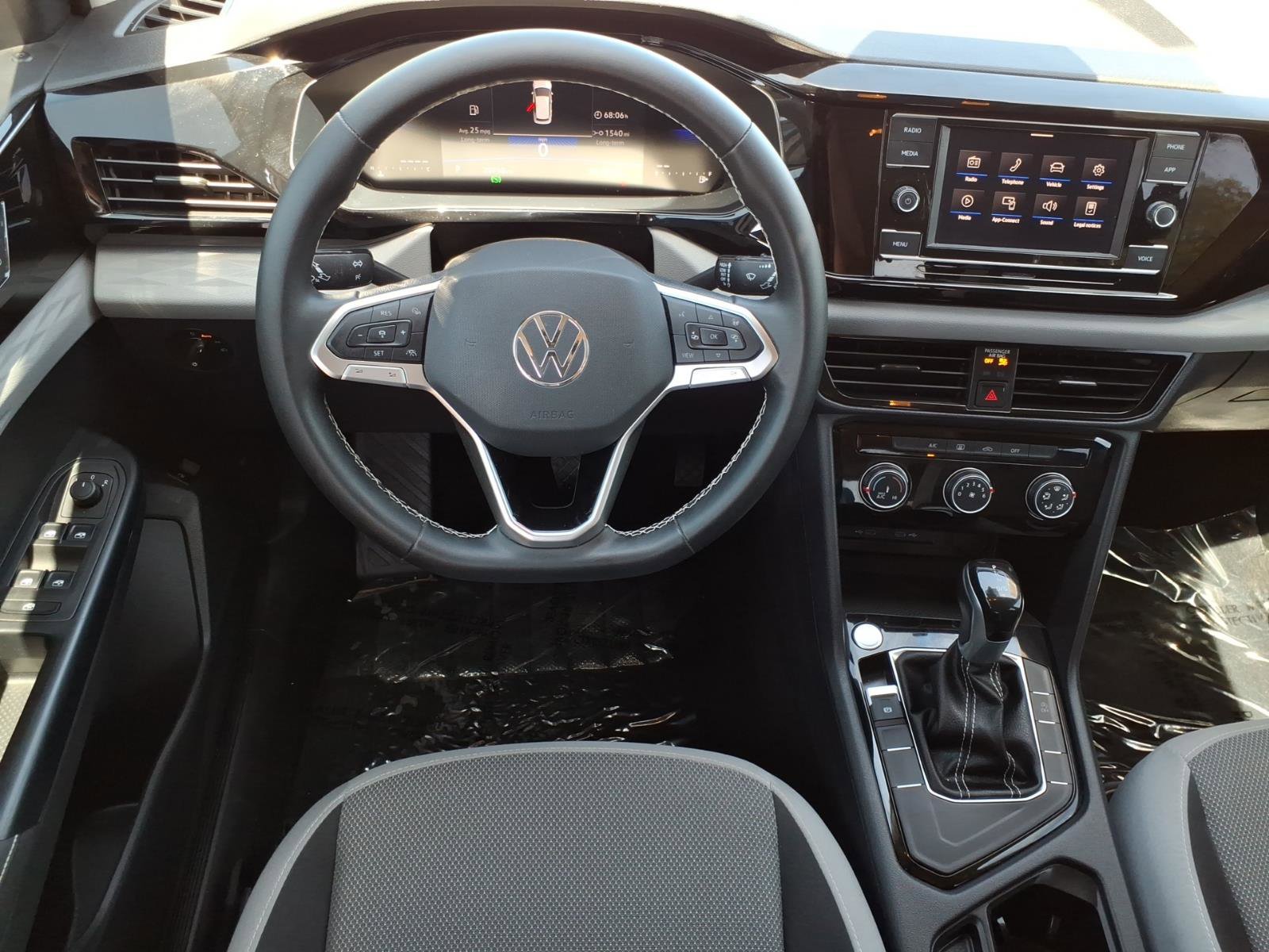 Certified 2024 Volkswagen Taos S FWD image 23