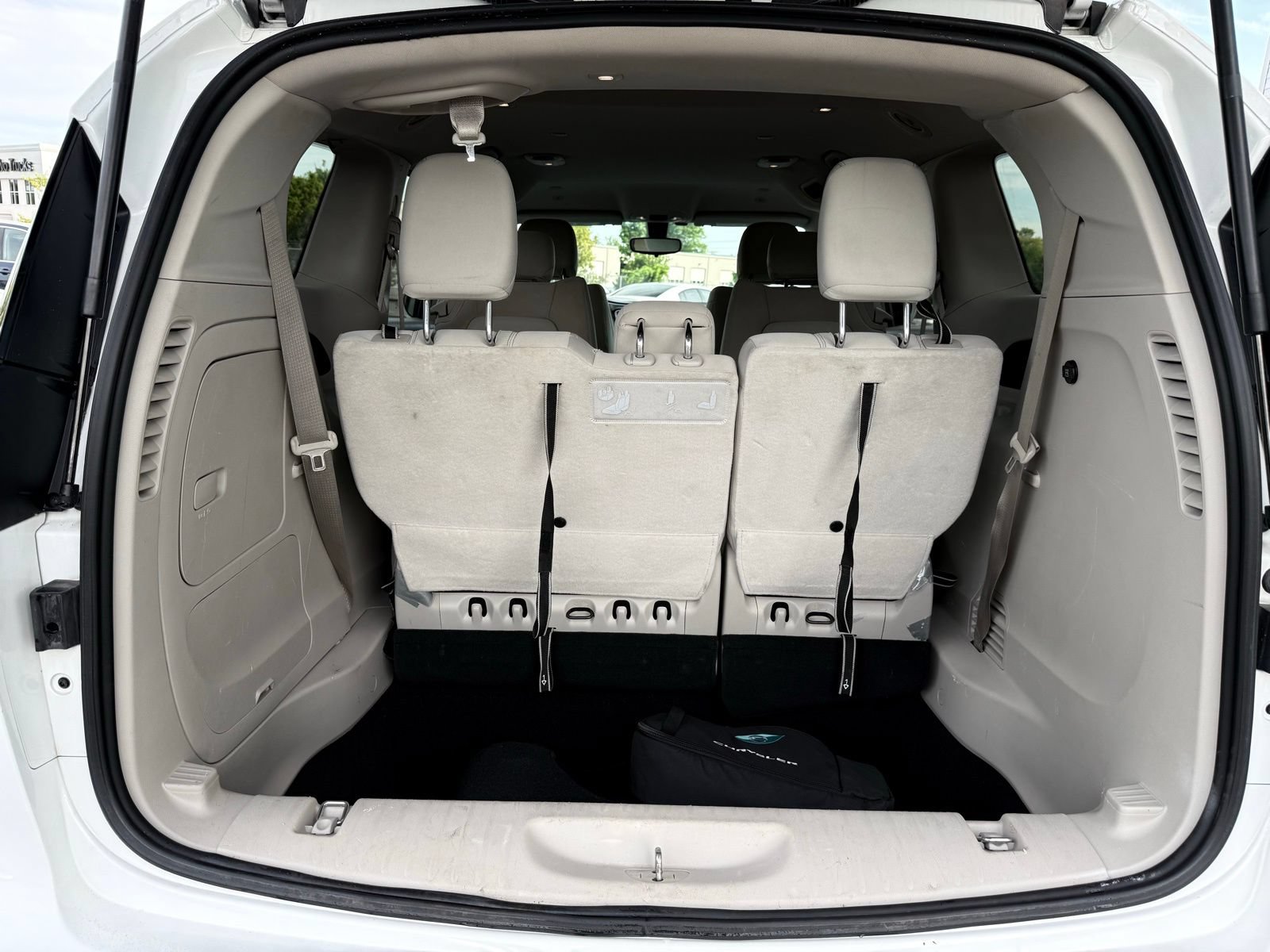 Used 2018 Chrysler Pacifica Touring Plus FWD image 51