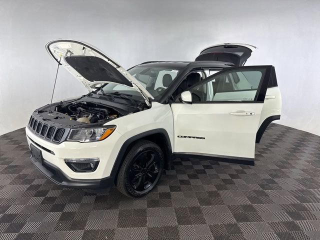 Used 2018 Jeep Compass Latitude w/ Popular Equipment Group AWD/4WD image 10