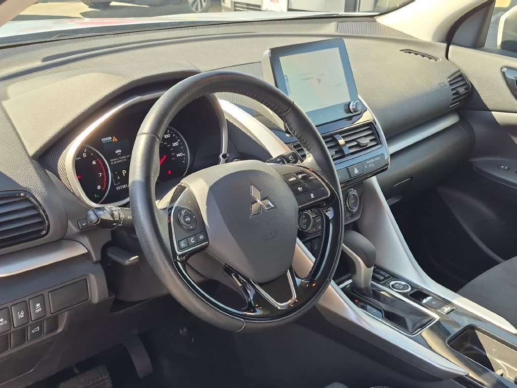 Used 2025 Mitsubishi Eclipse Cross SE AWD/4WD image 15