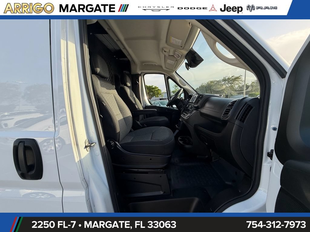 Used 2025 RAM ProMaster 2500 w/ U-Haul Equipment Group FWD image 9