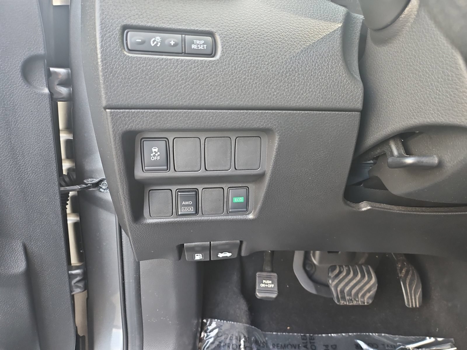 Used 2019 Nissan Rogue Sport S w/ Appearance Package AWD/4WD image 24