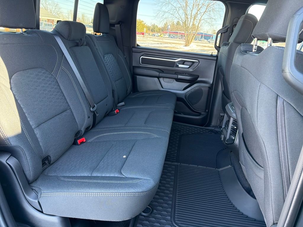 New 2026 RAM 1500 4x4 Crew Cab image 15