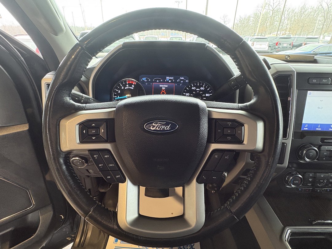 Used 2021 Ford F450 Lariat w/ Lariat Value Package image 13