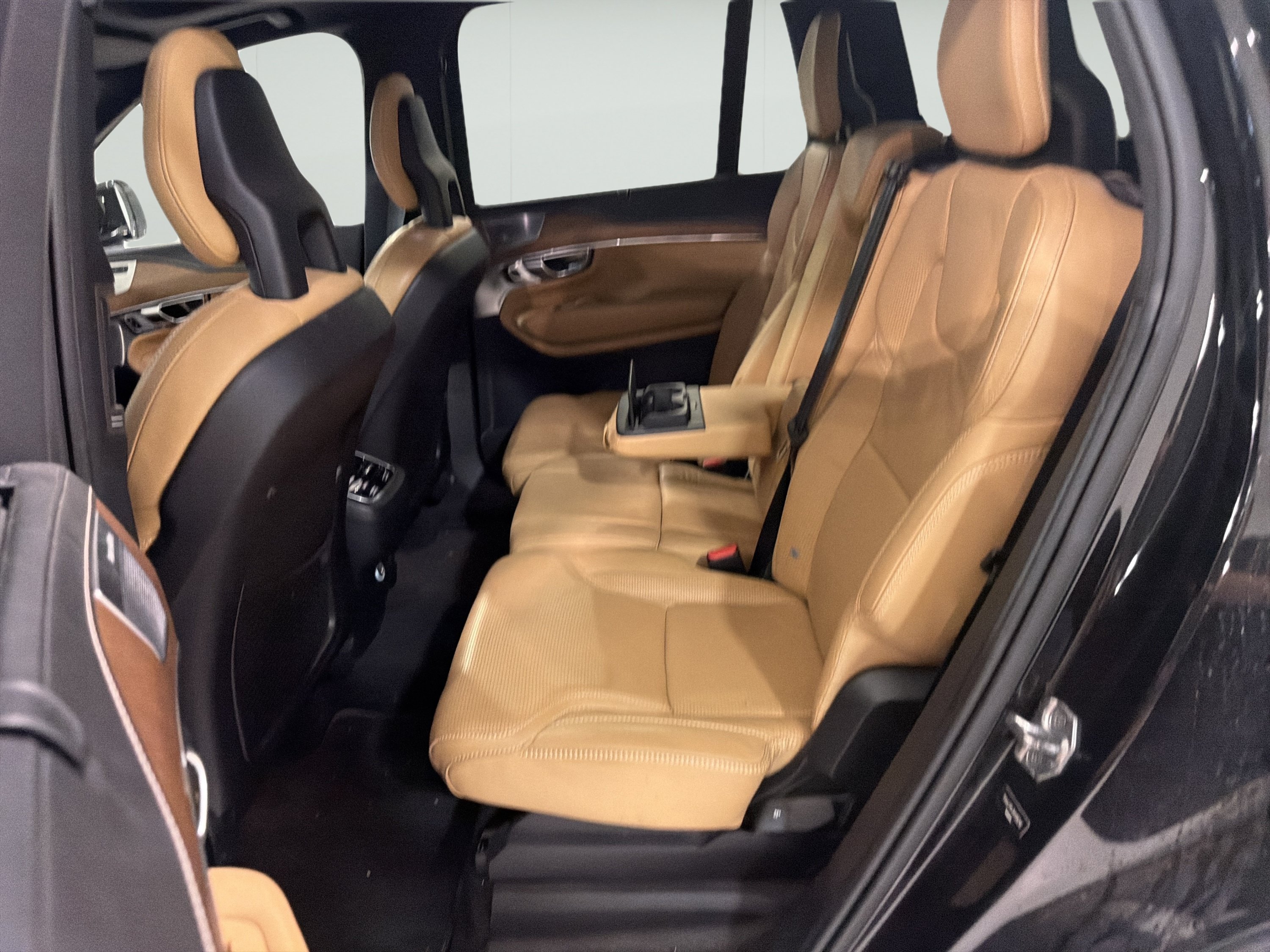 Used 2017 Volvo XC90 T6 Inscription w/ Vision Package AWD/4WD image 10