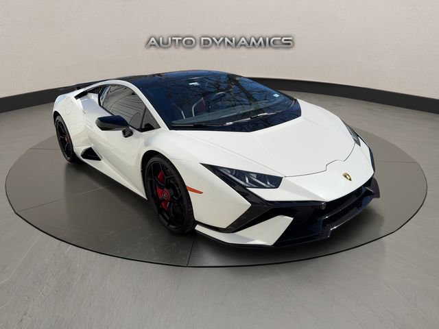Used 2023 Lamborghini Huracan Tecnica image 3
