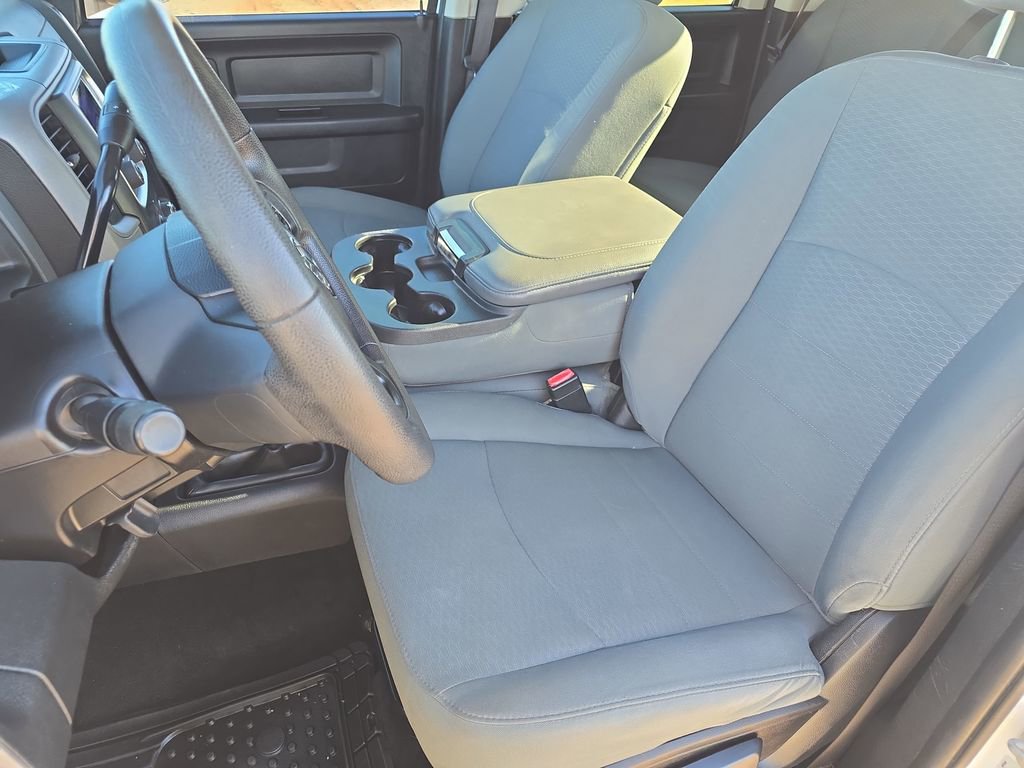 Used 2016 RAM 2500 Tradesman w/ Chrome Appearance Group image 15