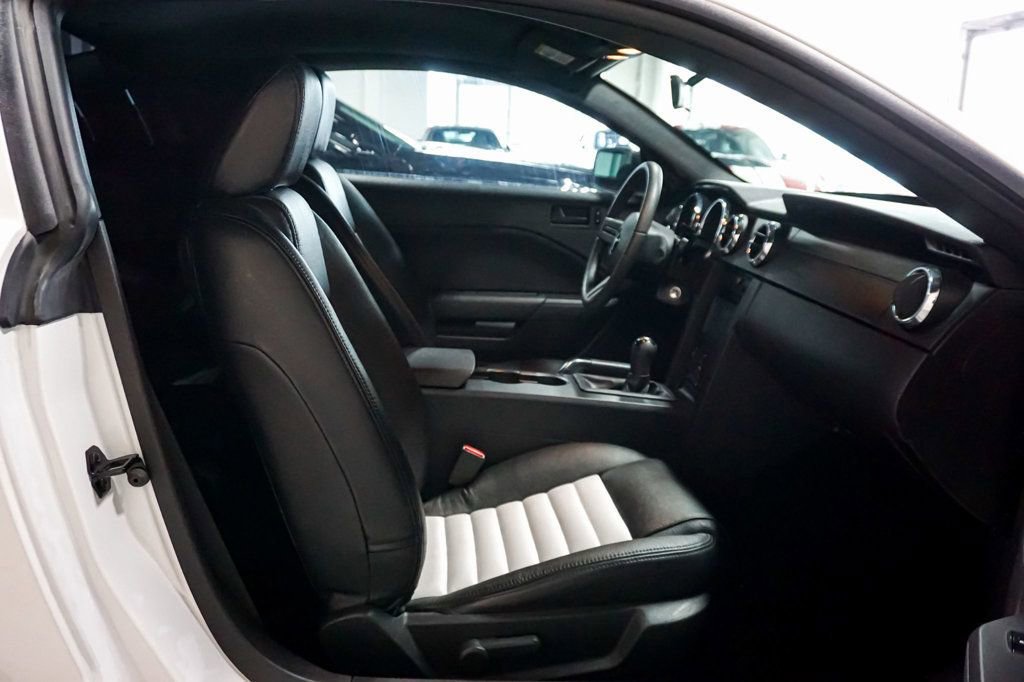 Used 2007 Ford Mustang GT image 26