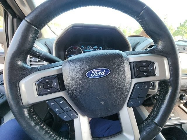 Used 2017 Ford F250 Lariat w/ Chrome Package AWD/4WD image 33
