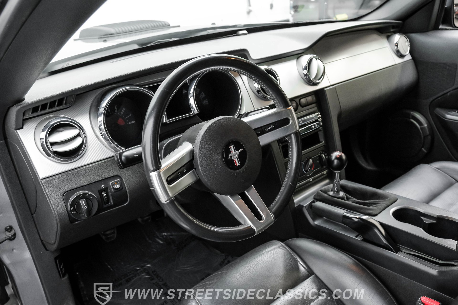 Used 2006 Ford Mustang GT image 4