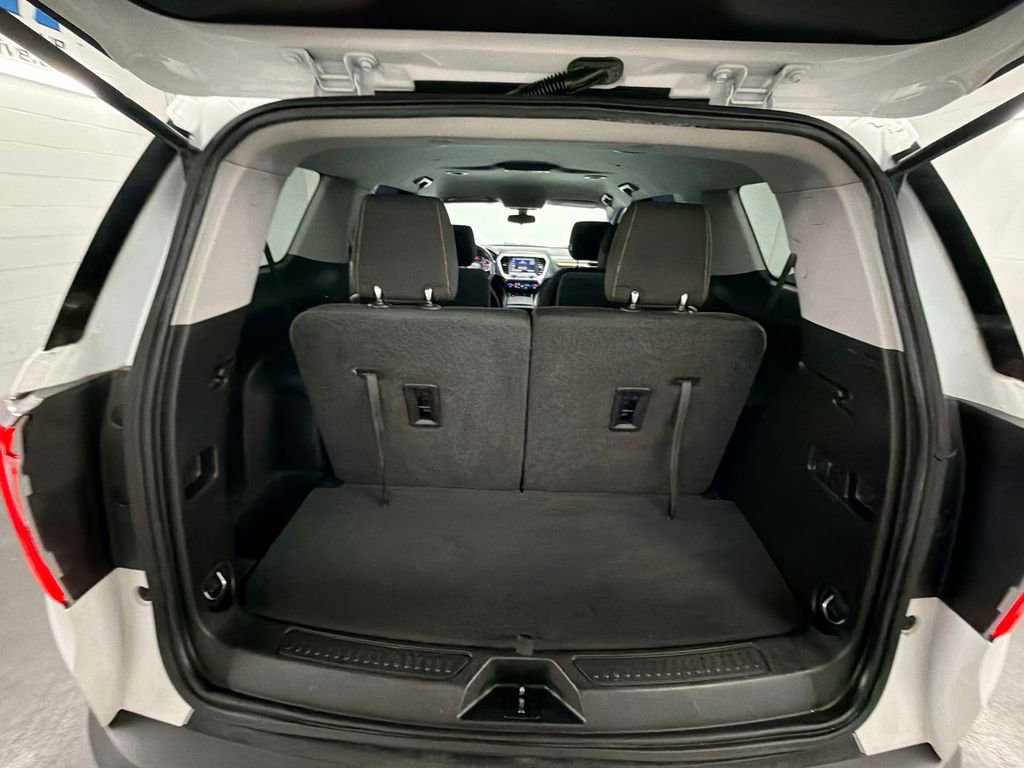 Certified 2021 GMC Acadia SLE image 23