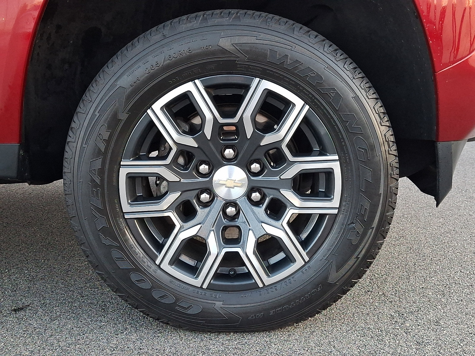 Used 2023 Chevrolet Colorado LT w/ LT Convenience Package III RWD image 8