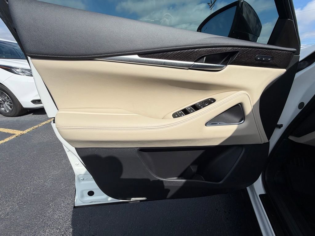 Used 2024 INFINITI QX60 Sensory w/ Vision Package image 9