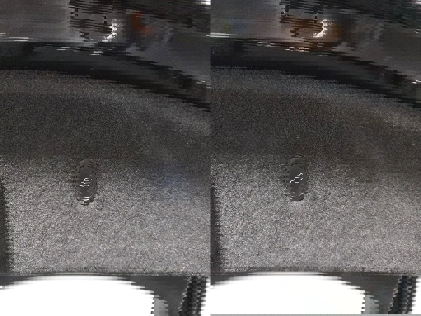 Used 2023 Tesla Model S image 24