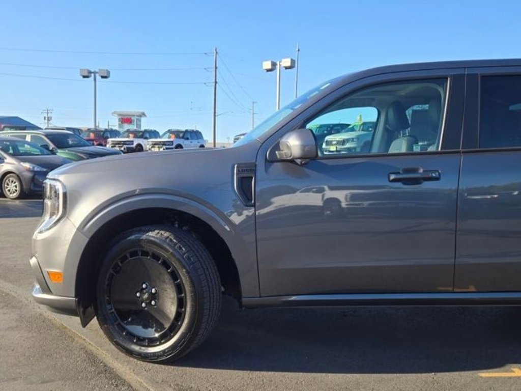 New 2025 Ford Maverick Lobo image 9