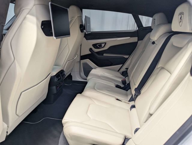 Used 2019 Lamborghini Urus image 9