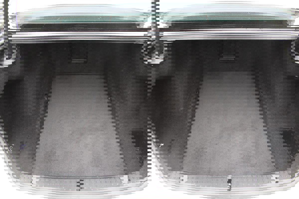 Used 2018 BMW 740i image 38